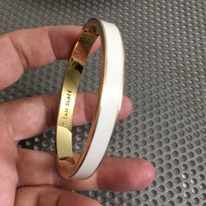 🖤Kate spade CLEAN SLATE hinged bangle